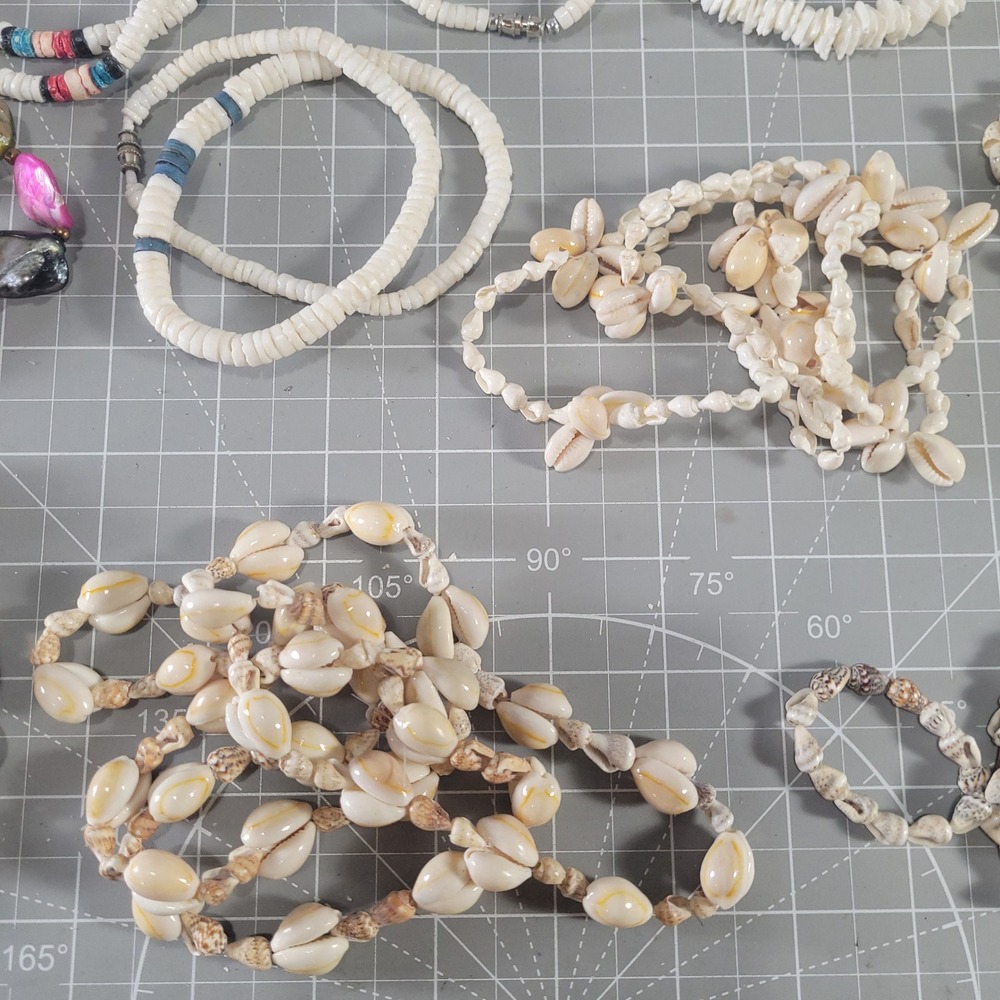 Vintage Beach Shell Jewelry Lot Cowrie Puka Mother of Pearl Boho Coast Over 1 lb - Picture 4 of 11